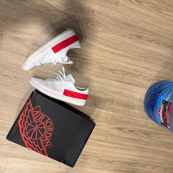 Jordan Tennis Sneakers Air Jordan 1 Centre Court Size 12 White / Red - Picture 1 of 3